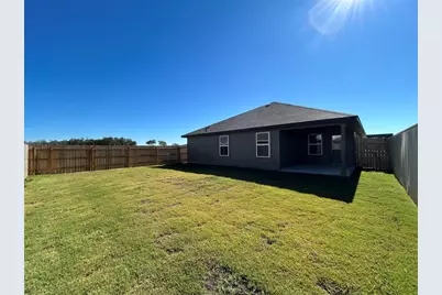 501 Perry Place, Rockdale, TX 76567 - Photo 7