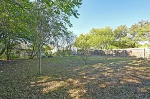 5904 Garden Oaks Dr, Austin, TX 78745 - Photo 21