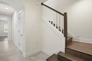 12604 Red Sparrow St, Austin, TX 78729 - Photo 9