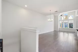 12604 Red Sparrow St, Austin, TX 78729 - Photo 17