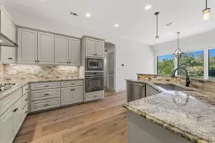 110 Long Bow Cove, Bastrop, TX 78602 - Photo 5