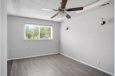 1305 S Mays Street #C&D, Round Rock, TX 78664 - Photo 17