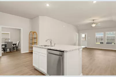 1008 Windflower, New Braunfels, TX 78130 - Photo 13