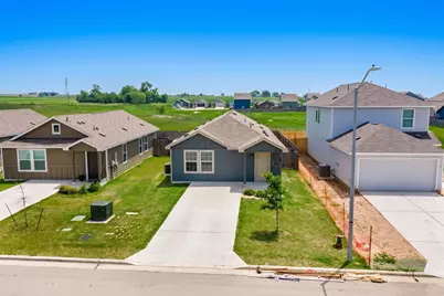 116 Texas Angel Way, Jarrell, TX 76537 - Photo 3