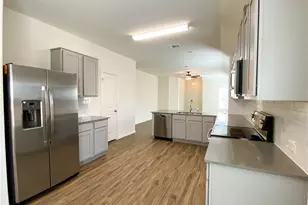 301 Greatest Gift Wy, Jarrell, TX 76537 - Photo 9