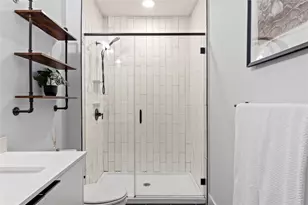 2500 Longview St, Austin, TX 78705 - Photo 13