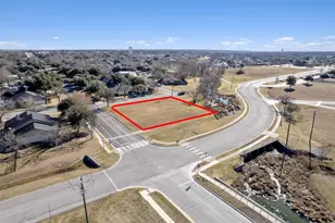 3949 Pinehurst Dr, Taylor, TX 76574 - Photo 1