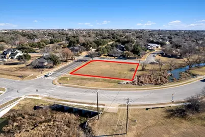 3949 Pinehurst Drive, Taylor, TX 76574 - Photo 13