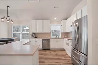 409 Carismatic Lane, Austin, TX 78748 - Photo 7
