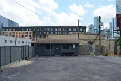 805 E 6th Street, Austin, TX 78701 - Photo 3