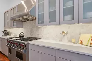 555 E 5th St, Austin, TX 78701 - Photo 11