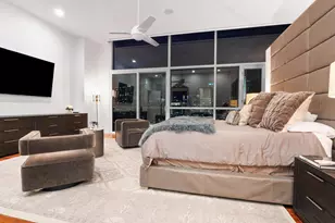 555 E 5th St, Austin, TX 78701 - Photo 9