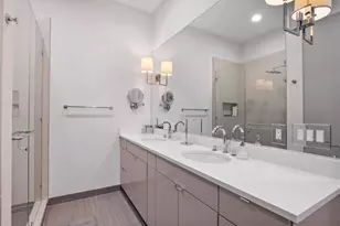 555 E 5th St, Austin, TX 78701 - Photo 31