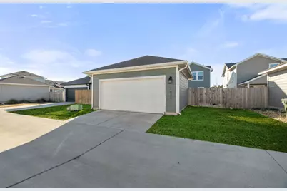 1825 Harvest Knoll Lane, Leander, TX 78641 - Photo 35