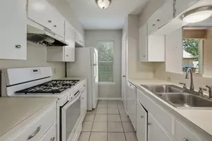 5808 Emerald Forest Dr, Austin, TX 78745 - Photo 9