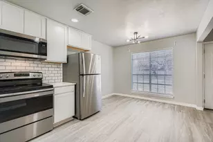 1827 River Crossing Cir, Austin, TX 78741 - Photo 9