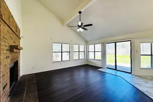 306 Applewood Dr, Pflugerville, TX 78660 - Photo 5