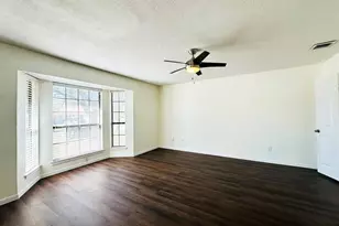 306 Applewood Dr, Pflugerville, TX 78660 - Photo 9