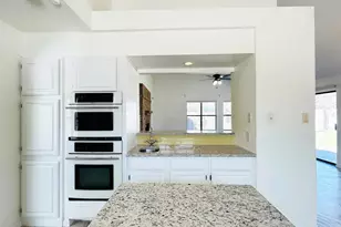 306 Applewood Dr, Pflugerville, TX 78660 - Photo 15
