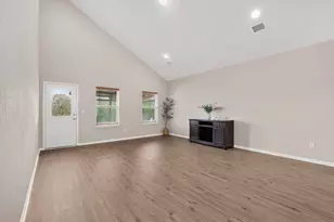 5905 Diamondleaf Bend, Austin, TX 78724 - Photo 9