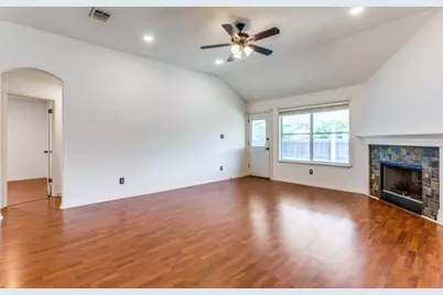 648 Columbine Avenue, Cedar Park, TX 78613 - Photo 7