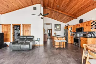 1813 Graveyard Point Rd, Austin, TX 78734 - Photo 15