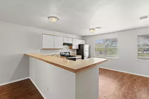 1841 River Crossing Cir, Austin, TX 78741 - Photo 7
