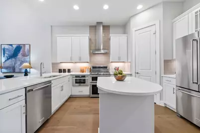 4323 Spicewood Springs Road #9, Austin, TX 78759 - Photo 5