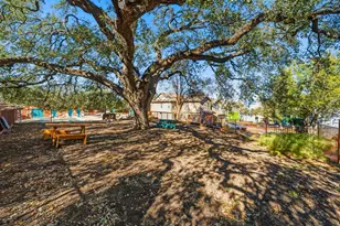 1917 Cleese Dr, Austin, TX 78741 - Photo 33