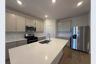 111 Holmby Drive, Hutto, TX 78634 - Photo 3