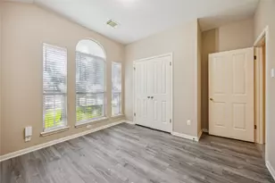 9120 Fainwood Ln, Austin, TX 78749 - Photo 9