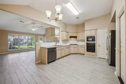 9120 Fainwood Lane, Austin, TX 78749 - Photo 7