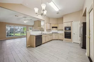 9120 Fainwood Ln, Austin, TX 78749 - Photo 7