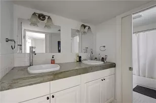 1101 Shoal Creek Blvd, Austin, TX 78701 - Photo 11