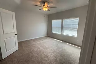 105 Sorghum Dr, Hutto, TX 78634 - Photo 7
