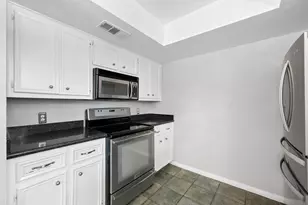 3303 Sanderling Trail, Austin, TX 78746 - Photo 11