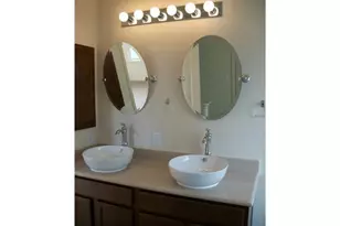 2021 Nestlewood Dr, Austin, TX 78754 - Photo 9