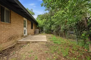 8910 Little Walnut, Austin, TX 78758 - Photo 29