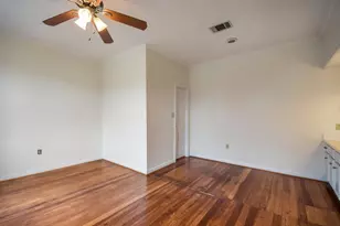 609 Harthan St, Austin, TX 78703 - Photo 15