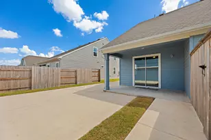207 Cherry Blossom Ln, Taylor, TX 76574 - Photo 37
