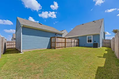 207 Cherry Blossom Lane, Taylor, TX 76574 - Photo 37