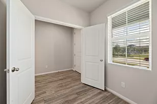 207 Cherry Blossom Ln, Taylor, TX 76574 - Photo 25