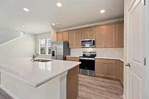 207 Cherry Blossom Ln, Taylor, TX 76574 - Photo 11