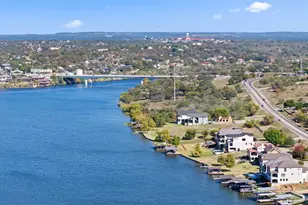 624 Waterside Dr, Marble Falls, TX 78654 - Photo 3