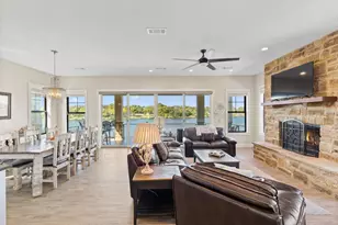 624 Waterside Dr, Marble Falls, TX 78654 - Photo 9