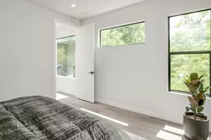 409 Clover Ct, Austin, TX 78745 - Photo 13