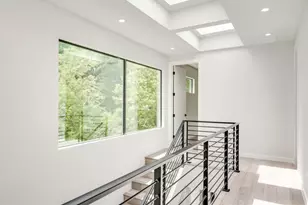 409 Clover Ct, Austin, TX 78745 - Photo 21