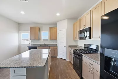 104 Cider Creek Drive, Elgin, TX 78621 - Photo 9