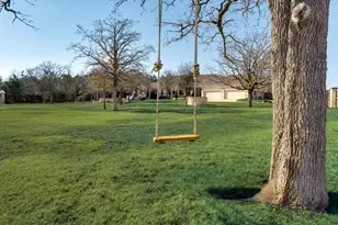 105 Old Settlers Dr, Bastrop, TX 78602 - Photo 31