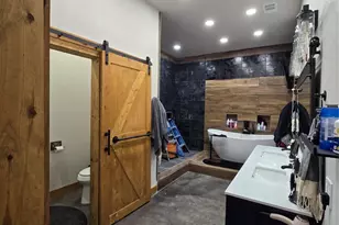 143 County Rd, Paige, TX 78659 - Photo 21